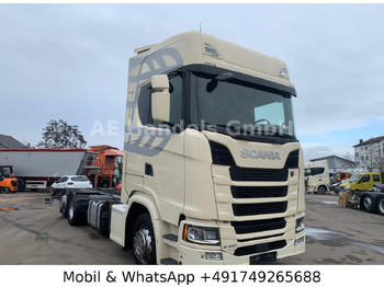 Containerbil/ Växelflak lastbil SCANIA S 450