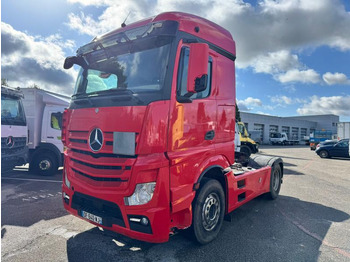 Dragbil MERCEDES-BENZ Actros 1846