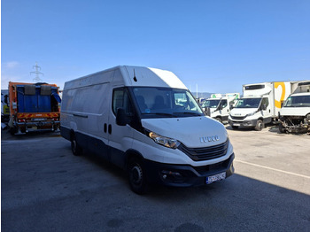 Persontransport IVECO Daily 35s16