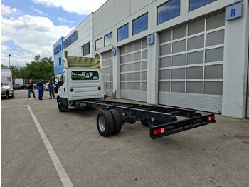Chassi lastbil IVECO Daily 70C18H: bild 3 Chassi lastbil IVECO Daily 70C18H: bild 3