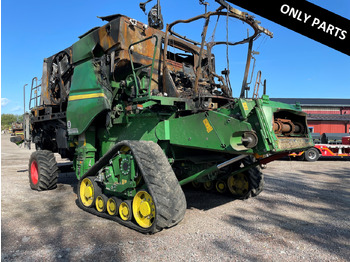 Skördetröska JOHN DEERE T670