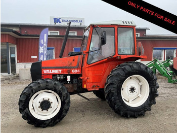 Traktor VALMET