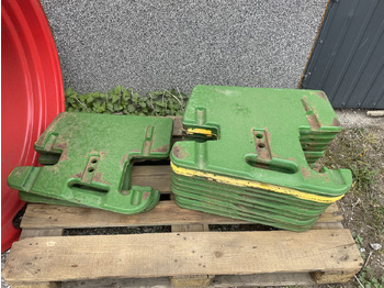 Motvikt JOHN DEERE