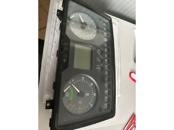 Instrumentbräda JOHN DEERE