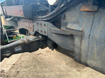 Traktor Valtra 8150 8150-4 - cała na części: bild 3 Traktor Valtra 8150 8150-4 - cała na części: bild 3