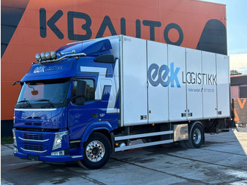 Lastbil med skåp VOLVO FM 330