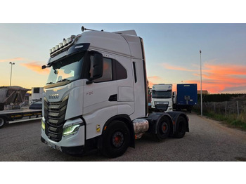 Ny Dragbil Iveco S-WAY 570: bild 3