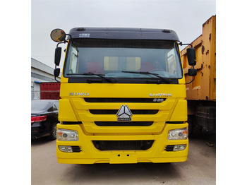 Tippbil lastbil SINOTRUK HOWO