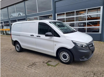 Små skåpbil MERCEDES-BENZ Vito 111
