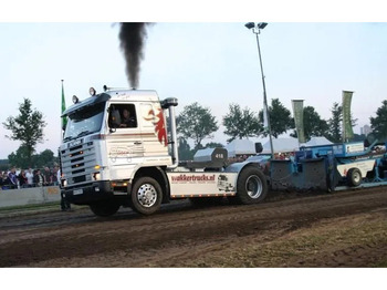Byggmaskiner SCANIA 113
