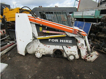 Kompaktlastare/ Slirstyrda lastare CUMMINS