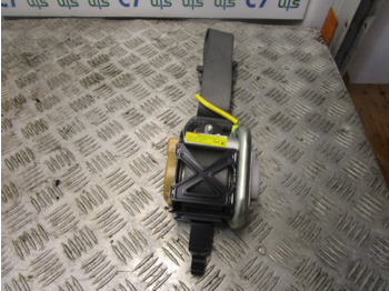 Hytt och interiör ISUZU