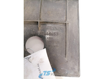 Aerodynamik/ Spoiler för Lastbil Volvo Plastikdetail 82448657: bild 2 Aerodynamik/ Spoiler för Lastbil Volvo Plastikdetail 82448657: bild 2