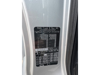 Lastbil med skåp MAN 15.290 4X2 Koffer mit Hebebühne AHK: bild 3 Lastbil med skåp MAN 15.290 4X2 Koffer mit Hebebühne AHK: bild 3