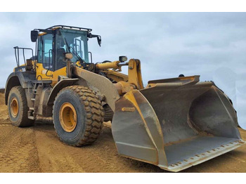 Lastare KOMATSU WA380-8