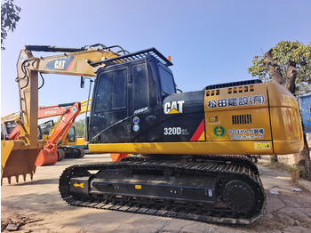 Bandgrävare CATERPILLAR 320D2