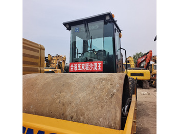 Asfaltvält XCMG XS143J