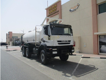 Tankbil IVECO Trakker