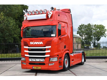Dragbil SCANIA R 450