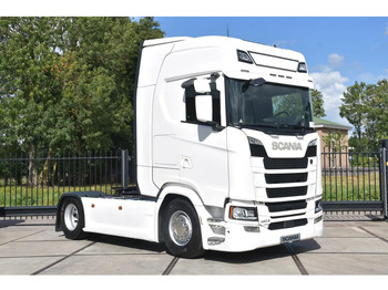 Dragbil SCANIA S 450