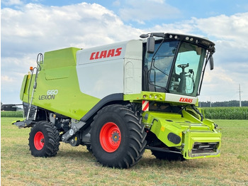Skördetröska CLAAS Lexion 660
