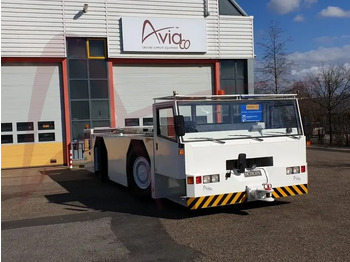 Pushbacktraktor SCHOPF