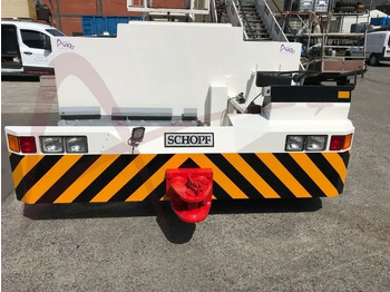 Pushbacktraktor SCHOPF