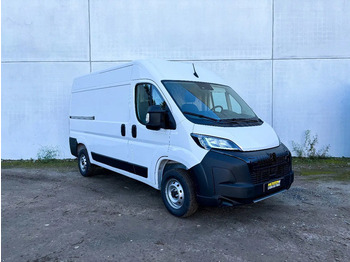 Små skåpbil PEUGEOT Boxer
