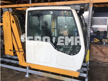 Hytt och interiör LIEBHERR