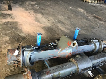 Axel och reservdelar LIEBHERR