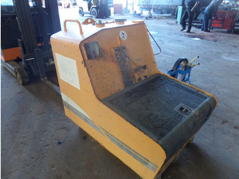 Bränsletank LIEBHERR