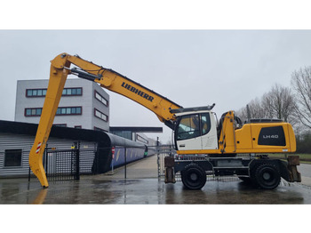 Materialhanterare LIEBHERR LH 40 M