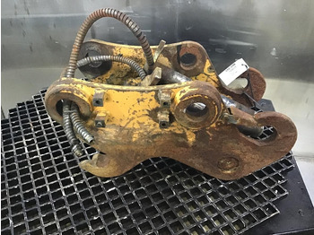 Redskapsfäste LIEBHERR