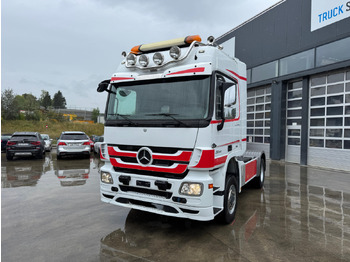 Dragbil MERCEDES-BENZ Actros 2044
