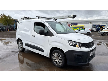 Små skåpbil PEUGEOT Partner