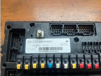 Reservdelar Mercedes Actros MP4 SAM Cabin Sicherungskasten A0014464858: bild 2 Reservdelar Mercedes Actros MP4 SAM Cabin Sicherungskasten A0014464858: bild 2