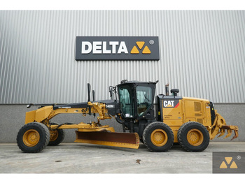 Väghyvel CATERPILLAR 140M