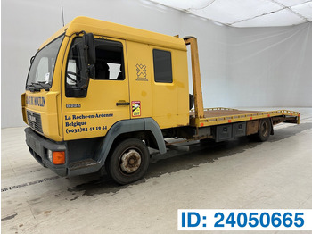Biltransportbil lastbil MAN 8.224