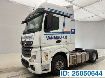 Dragbil MERCEDES-BENZ Actros 1842
