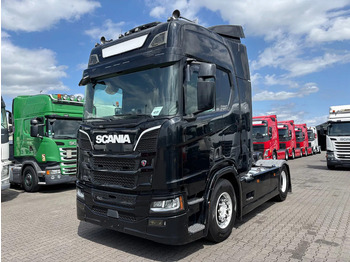 Dragbil SCANIA R 450