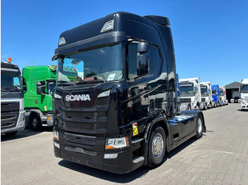 Dragbil SCANIA R 450