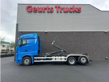 Lastväxlare lastbil MERCEDES-BENZ Actros 2545