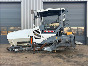 Asfaltläggare VÖGELE