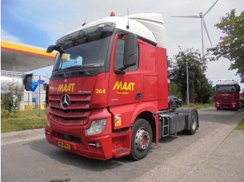 Dragbil MERCEDES-BENZ Actros 1836