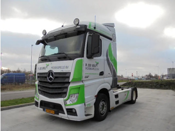 Dragbil MERCEDES-BENZ Actros 1842