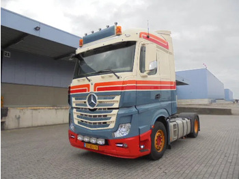 Dragbil MERCEDES-BENZ Actros 1845