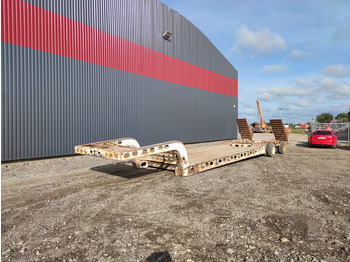 Låg lastare semitrailer