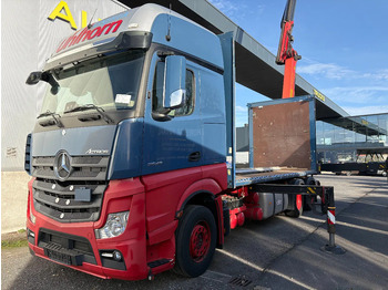 Kapellbil MERCEDES-BENZ Actros 2548