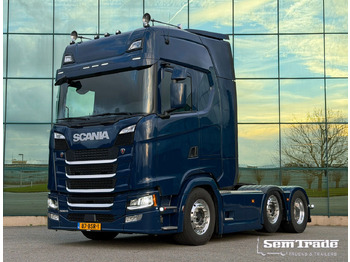 Dragbil SCANIA S 500