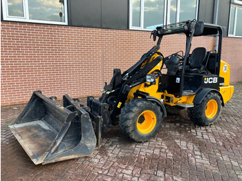 Kompakt bandlastare JCB 403